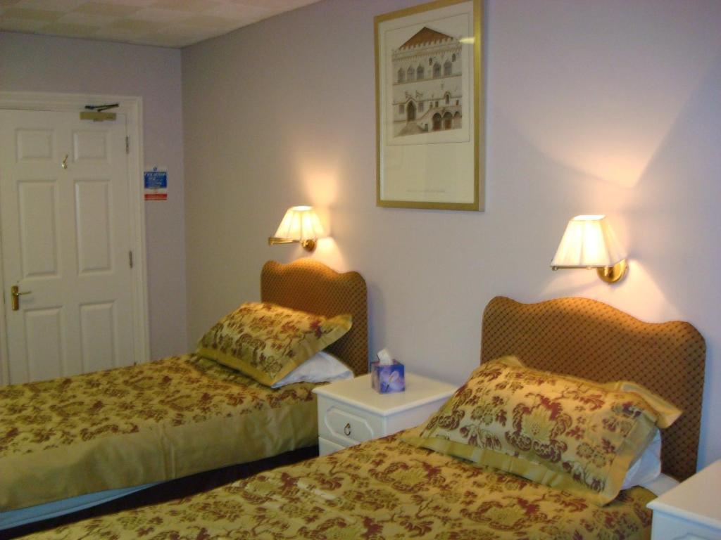 Hunters Lodge Guest House Southampton Room photo