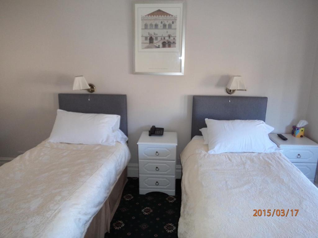 Hunters Lodge Guest House Southampton Room photo